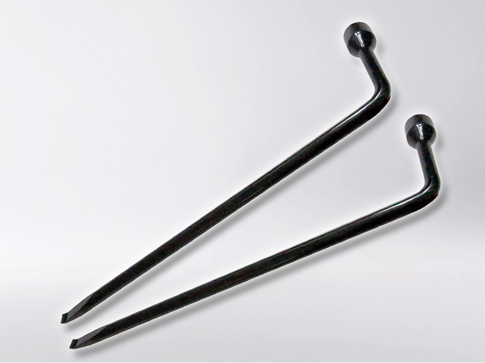 L-type wrench with crowbar