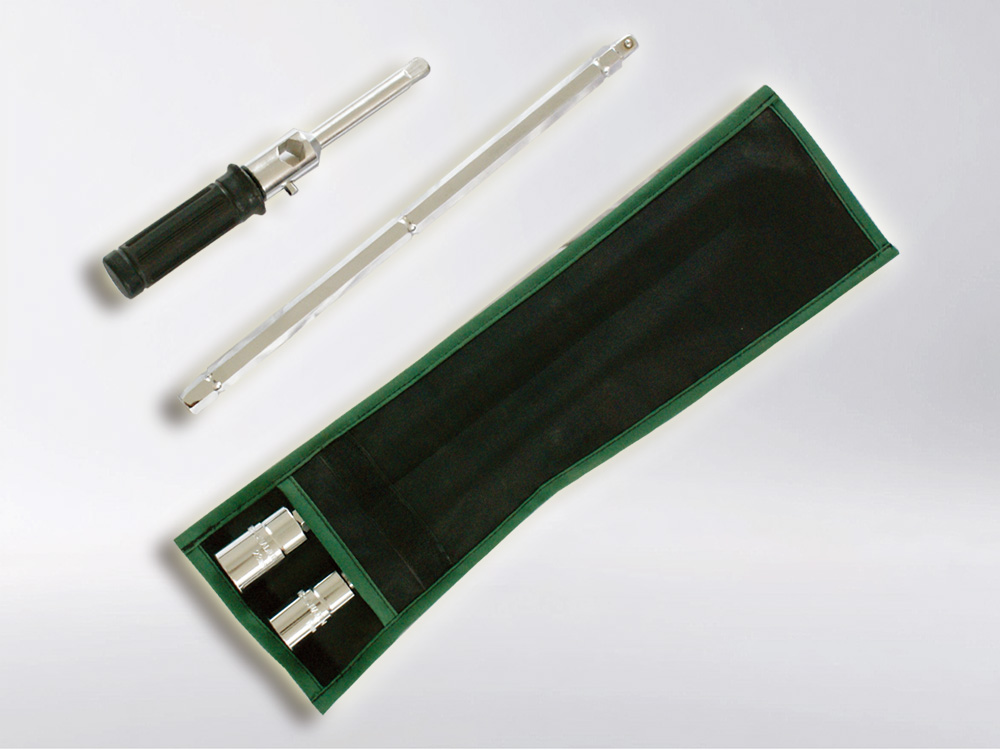 Multi-use cross wrench set